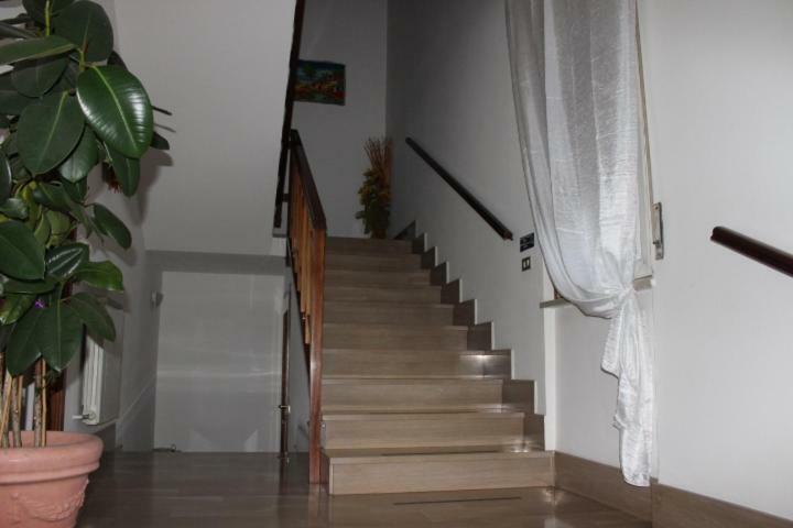 Home Sweet Home Cardano Al Campo Buitenkant foto
